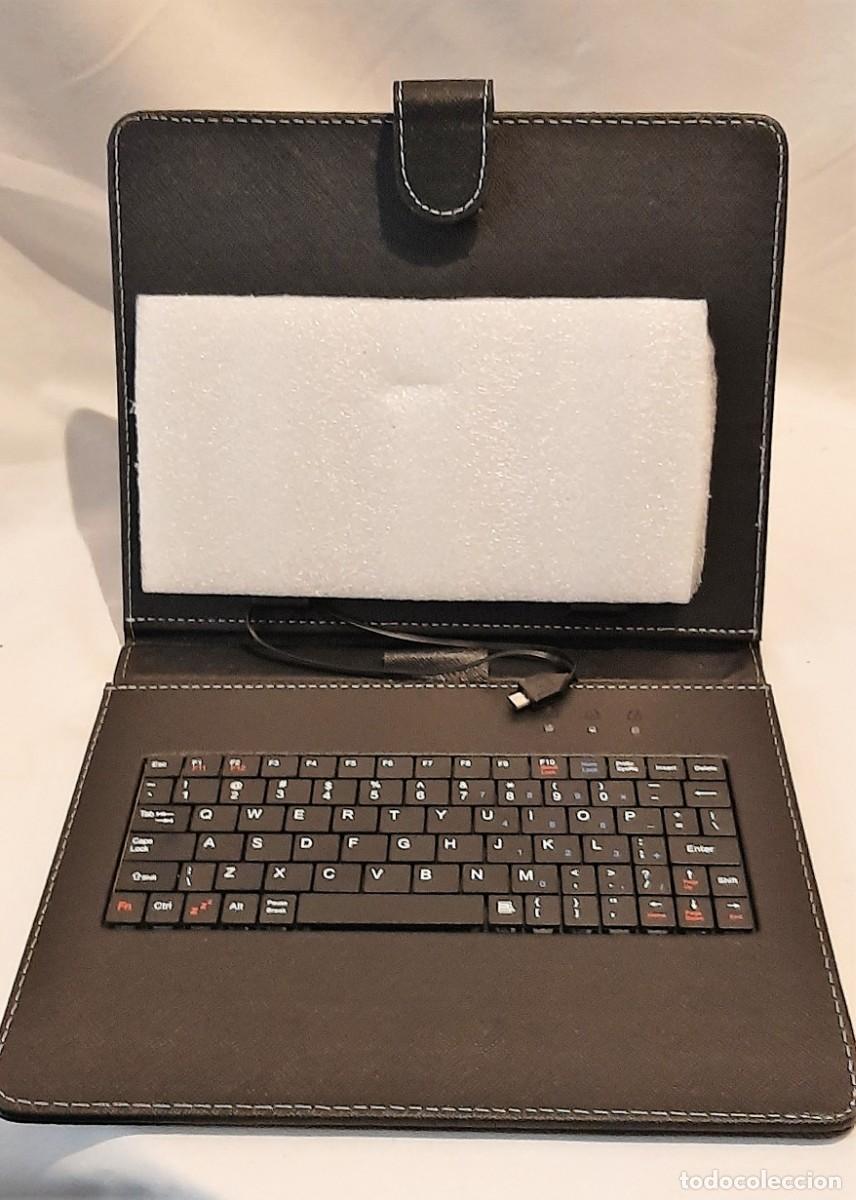Segunda mano: Funda para Tablet de 7&rdquo; a 10&rdquo; con teclado - Foto 2