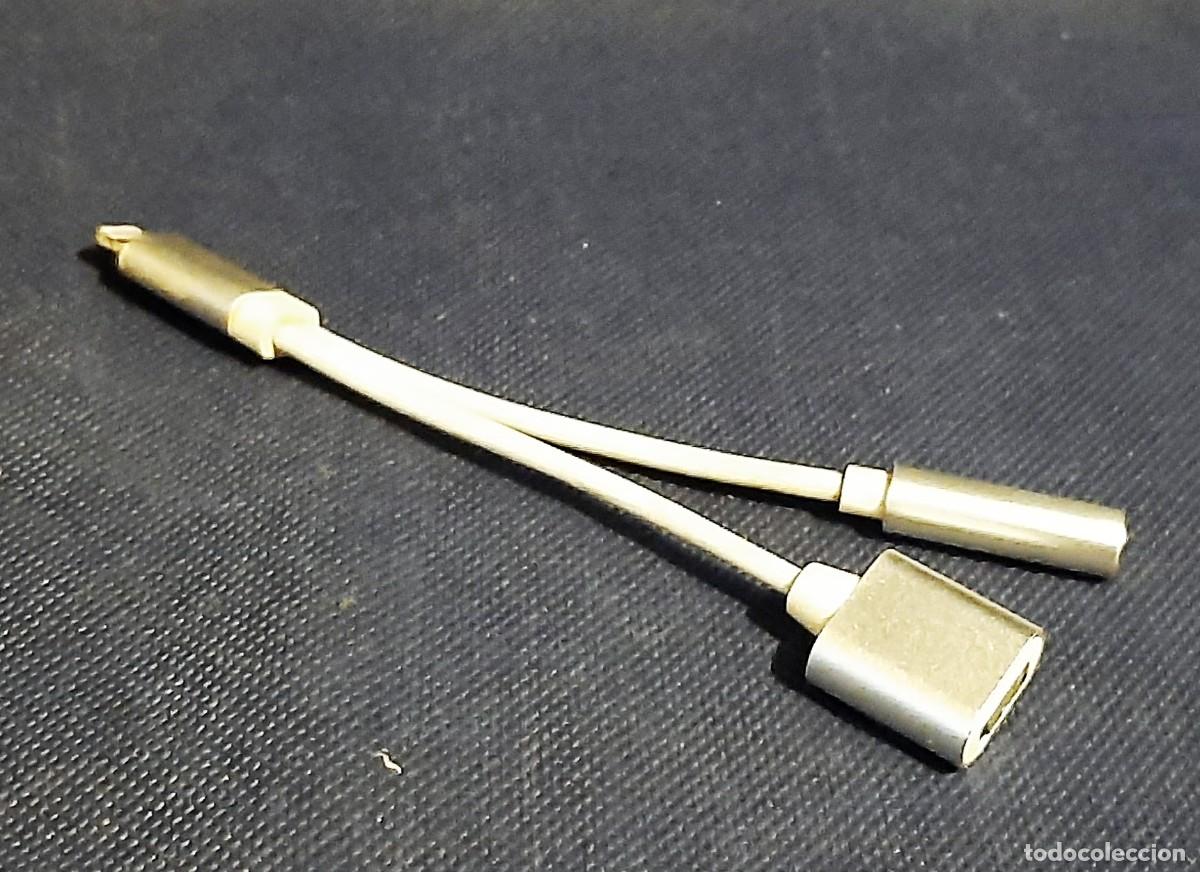 Segunda mano: Cable Iphone doble carga y audio - Foto 1