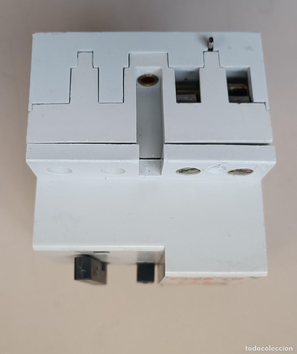 Segunda mano: LOTE DE MAGNETOTERMICOS de - Foto 11