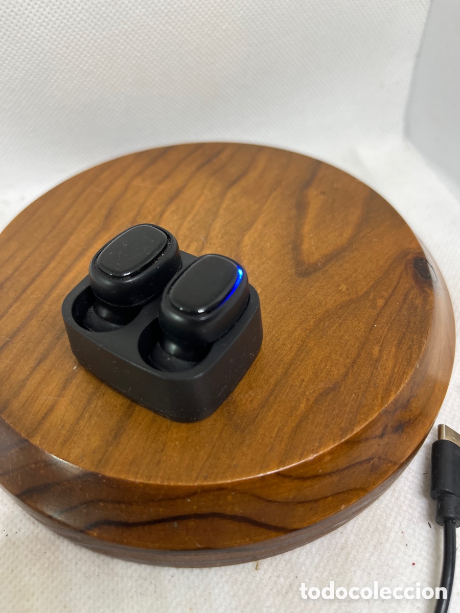 Segunda mano: CASCOS INHALAMBRICOS CON CABLE PARA CARGAR - Foto 2