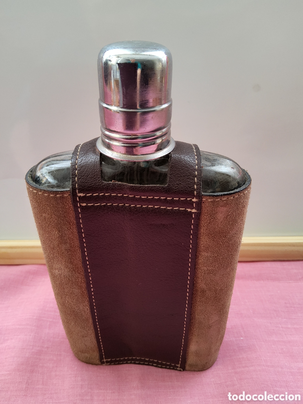 Segunda mano: Petaca vintage de cristal y cuero - Foto 2