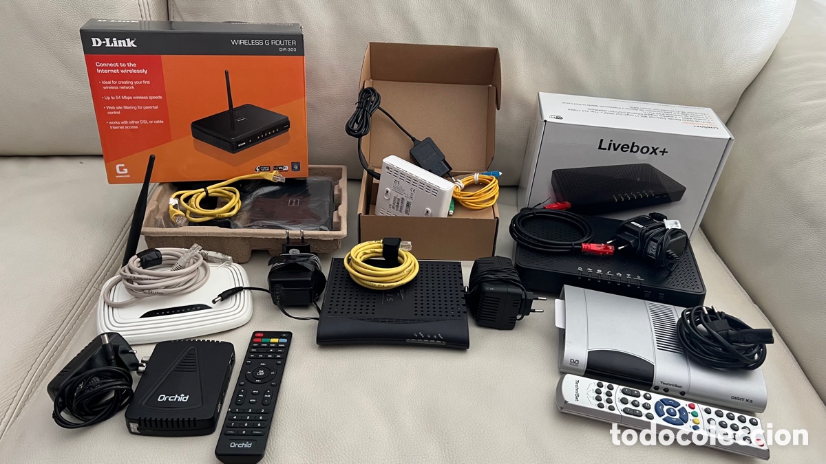 Segunda mano: Lote de Modems wifi, Receptor Tv y varios - Foto 1
