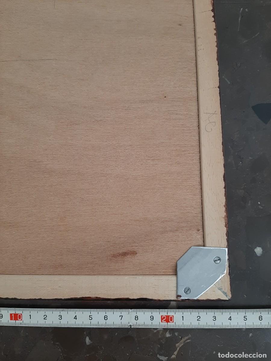 Segunda mano: 3 MARCOS DE MADERA, TRASERA PANEL, PROTECCION METACRILATO TRANSPARENTE. CON LAMINAS - Foto 8