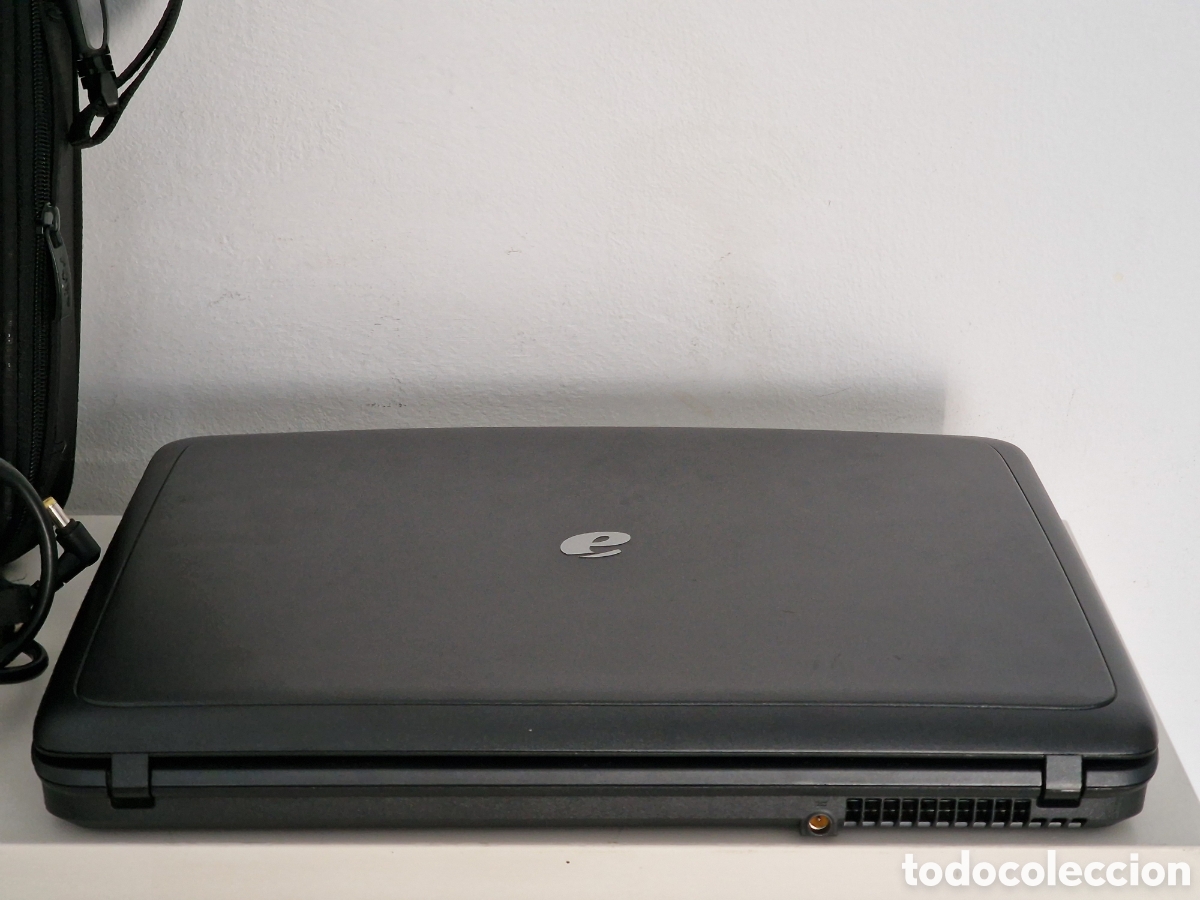 Segunda mano: Port&aacute;til e machines E510 - Foto 3