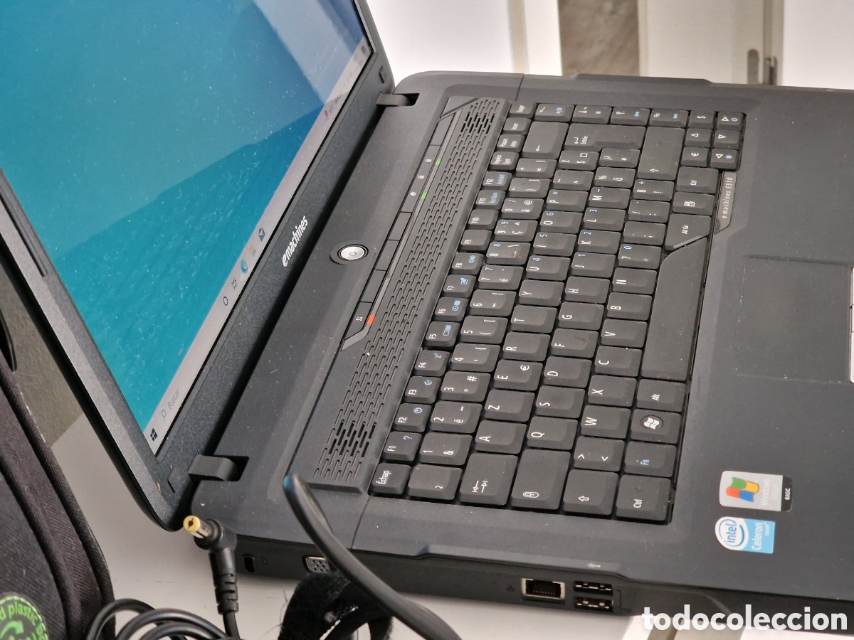 Segunda mano: Port&aacute;til e machines E510 - Foto 10