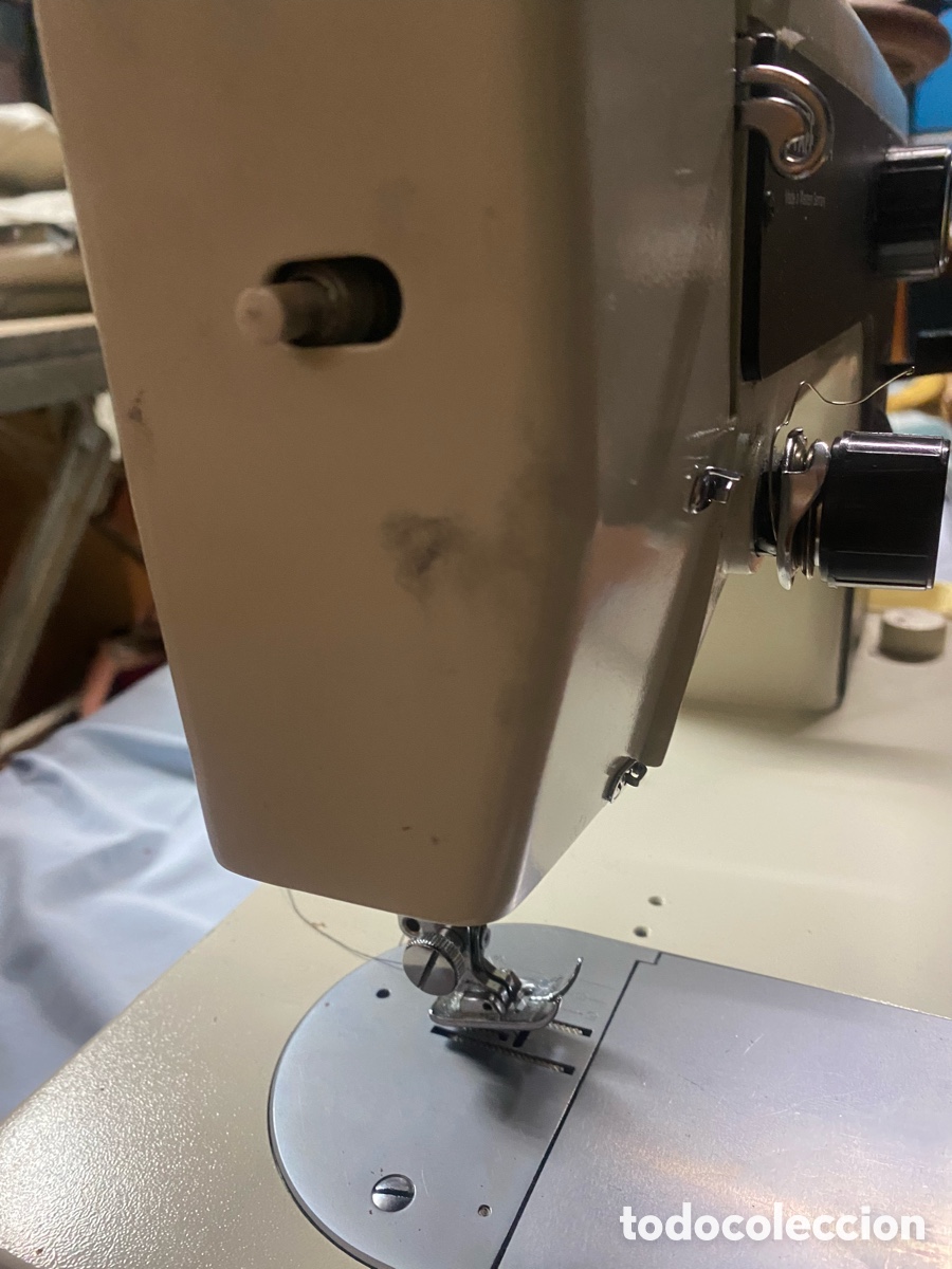 Segunda mano: G M&aacute;quina de coser port&aacute;til - Foto 6