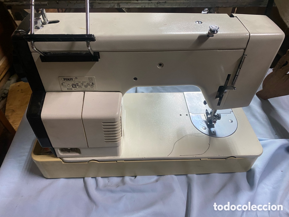 Segunda mano: G M&aacute;quina de coser port&aacute;til - Foto 1
