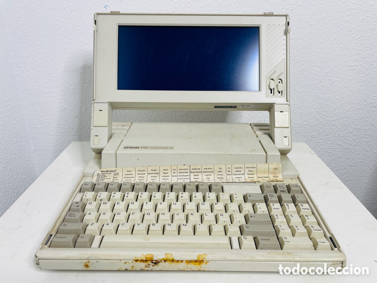 Segunda mano: Epson Q150A Laptop Computer - Foto 1