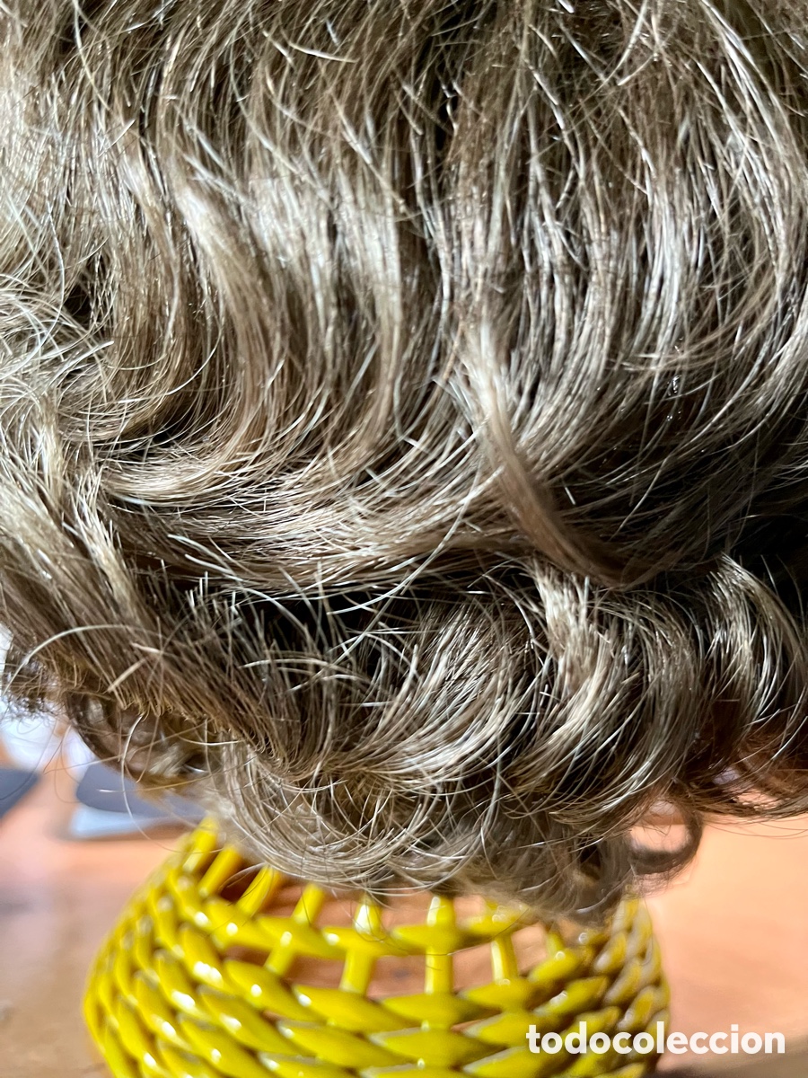 Segunda mano: PELUCA DE SE&Ntilde;ORA PELO SINT&Eacute;TICO TALLA AJUSTABLE - Foto 5