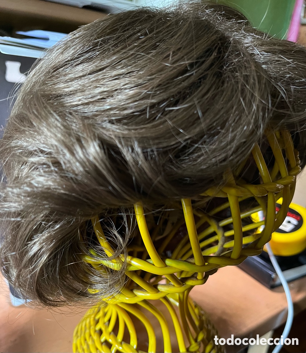 Segunda mano: PELUCA DE SE&Ntilde;ORA PELO SINT&Eacute;TICO TALLA AJUSTABLE - Foto 11