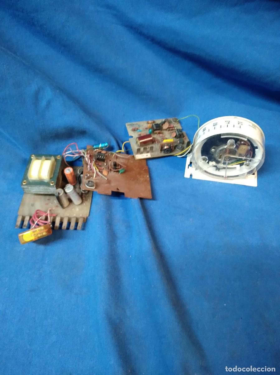 Segunda mano: Antiguo kit electr&oacute;nico de medici&oacute;n?? - Foto 1
