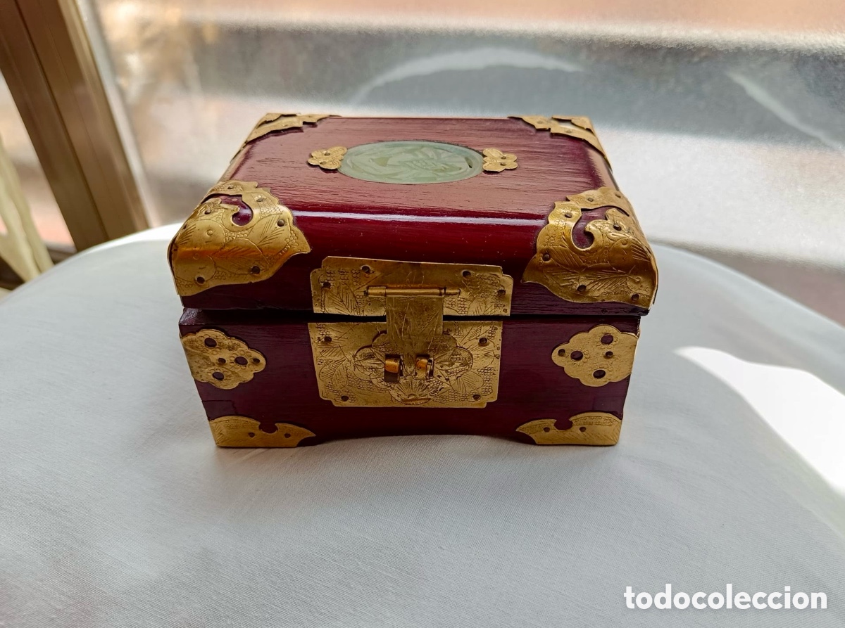 Segunda mano: Joyero chino con candado - Foto 1