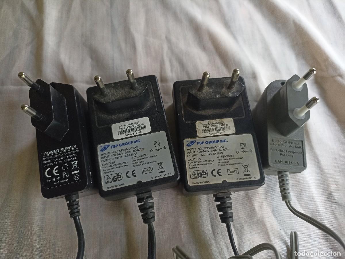 Segunda mano: Lote 4 cargadores de corriente variados - Foto 1