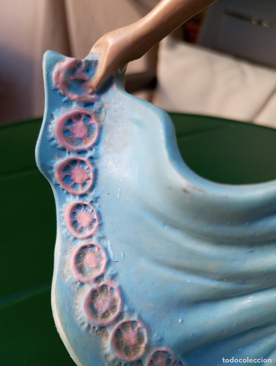 Segunda mano: FIGURA DE RESINA PINTADA A MANO,35 CM - Foto 6