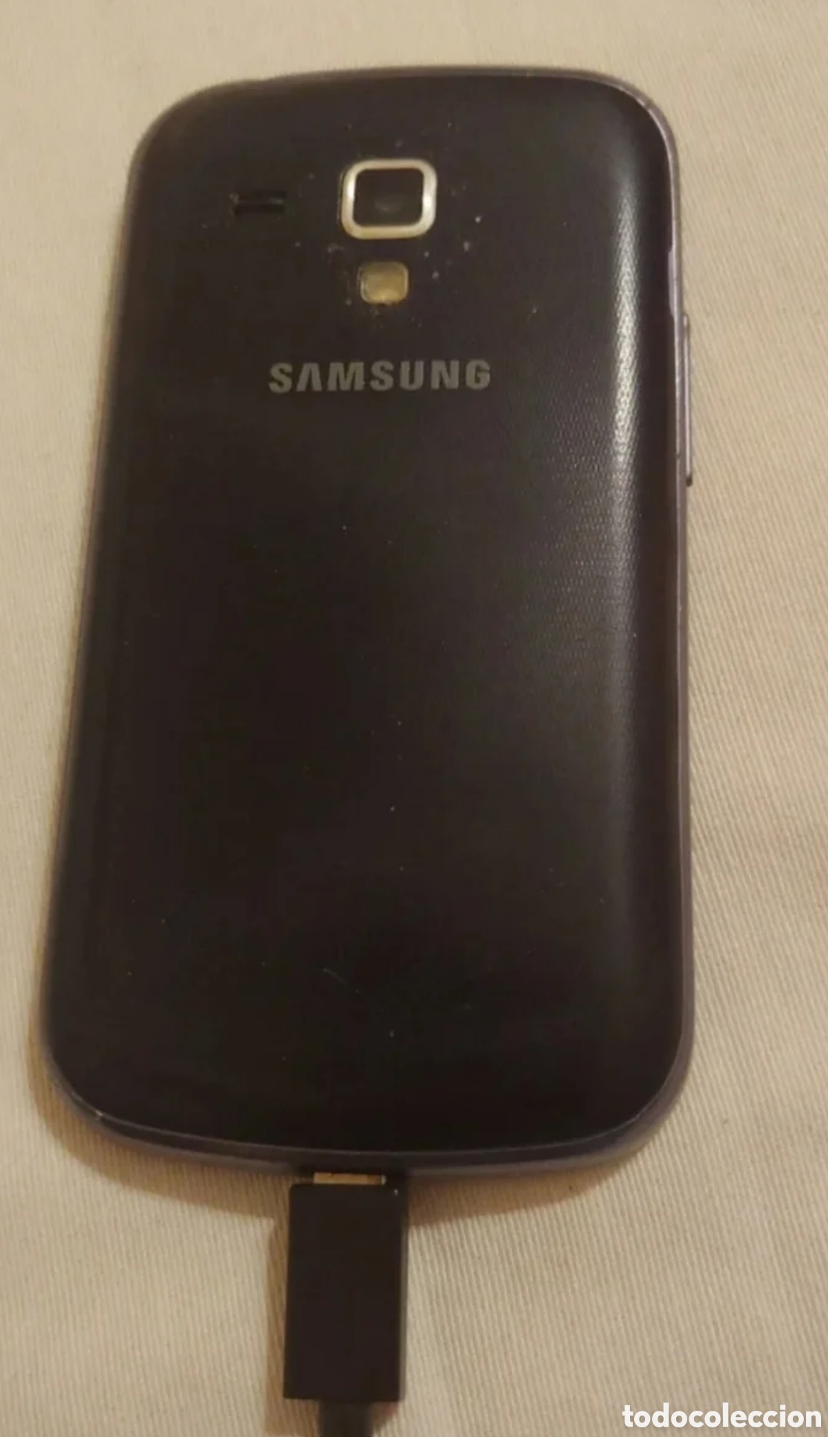 Segunda mano: Tel&eacute;fono m&oacute;vil Samsung - Foto 2