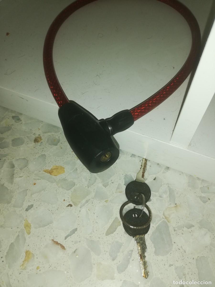 Segunda mano: Candado de bicleta con dos llaves - Foto 3