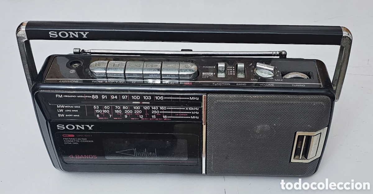 Segunda mano: RADIOCASSETTE SONY CFM-140L VINTAGE 1987 - Foto 2