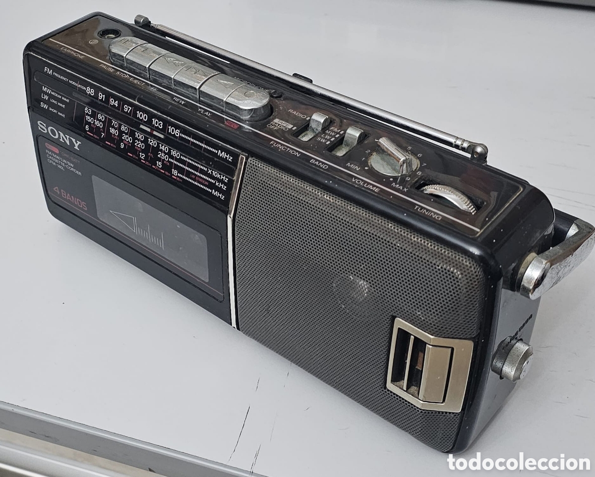 Segunda mano: RADIOCASSETTE SONY CFM-140L VINTAGE 1987 - Foto 3