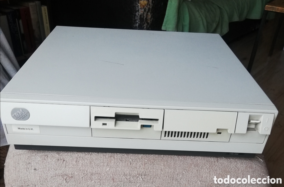 Segunda M&atilde;o: Torre de ordenador de sobremesa 286. IBM Personal System/2 Model 30