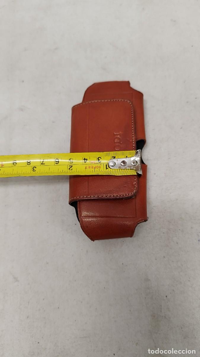 Segunda mano: Antigua funda para m&oacute;vil, marca Codi para colgar en el cintur&oacute;n - Foto 6
