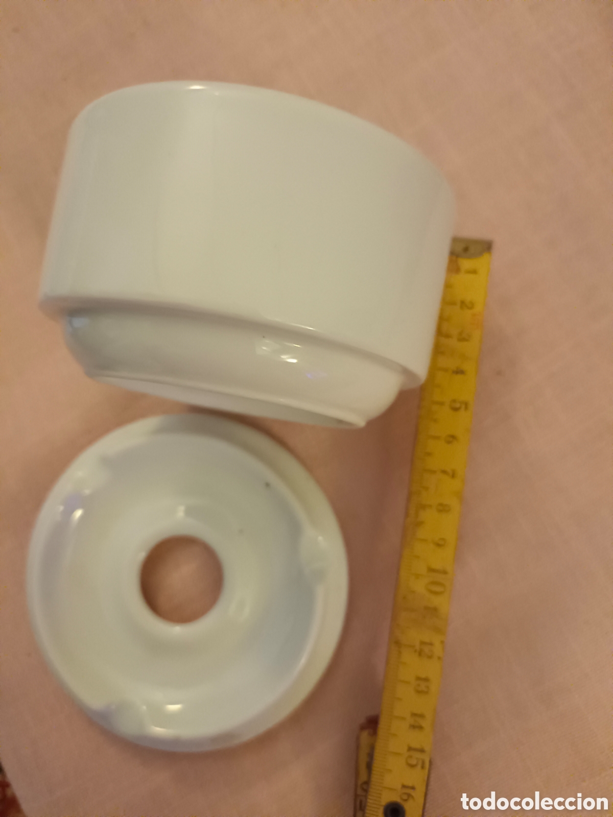 Segunda mano: 15 Ceniceros de agua de porcelana - Foto 1