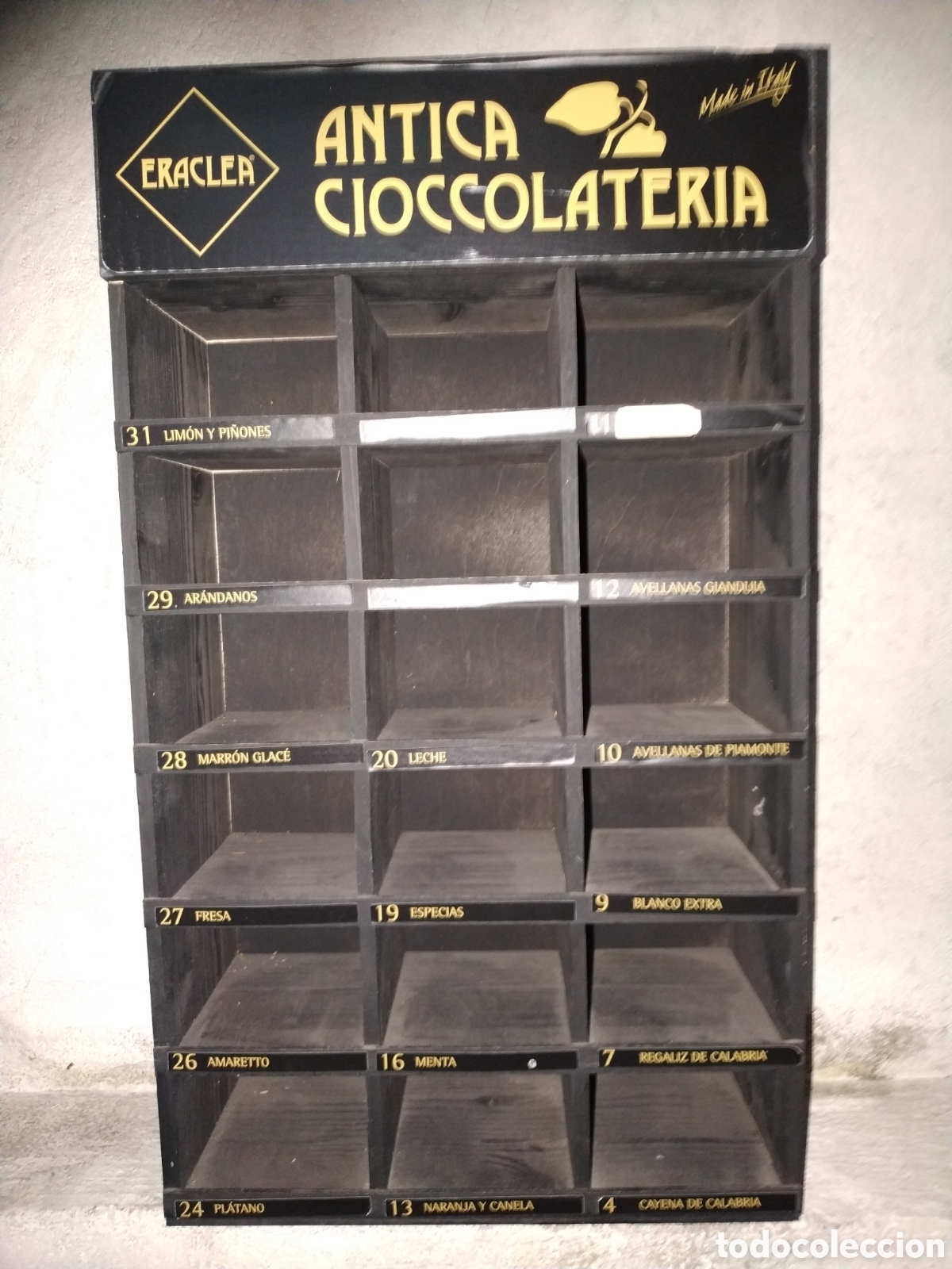 Segunda mano: Expositor de madera Antica Cioccolateria - Foto 1