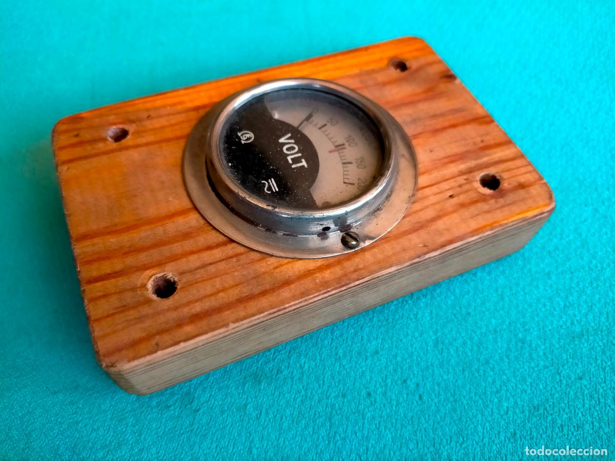 Segunda mano: Volt&iacute;metro antiguo de pared visor Alger Volt con soporte de madera - Foto 3