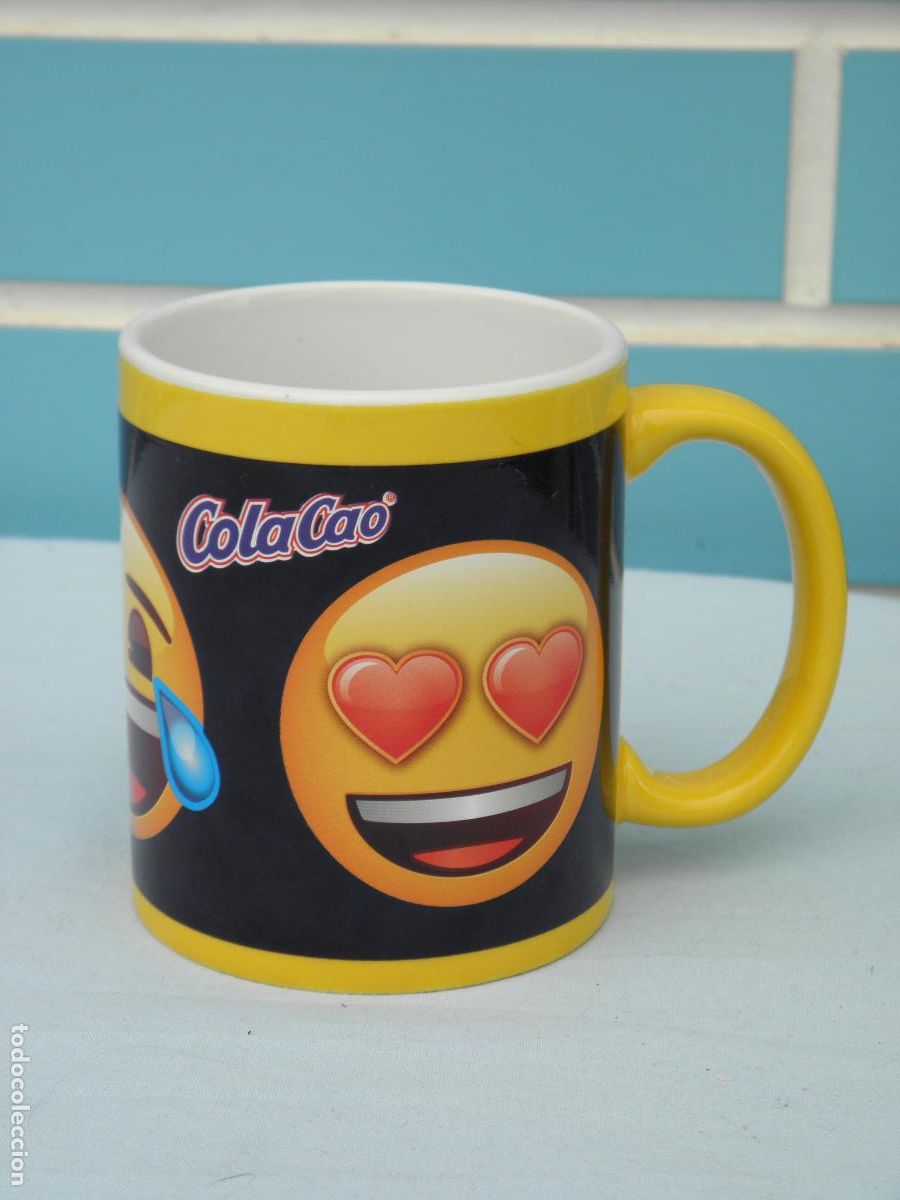 Segunda mano: Antigua taza Emojis de Cola Cao - Foto 1