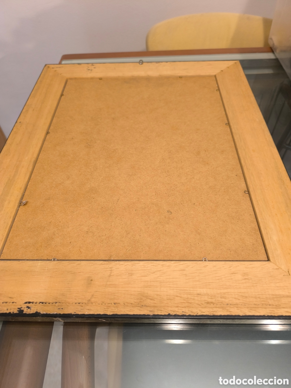 Segunda mano: Espejo biselado con marco de madera 52 x 43cm - Foto 7