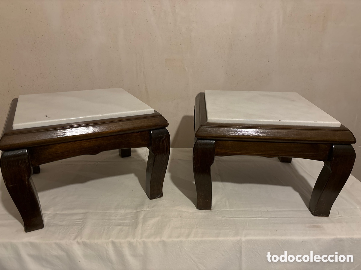 Segunda mano: Pareja de mesitas en madera y m&aacute;rmol - Foto 4