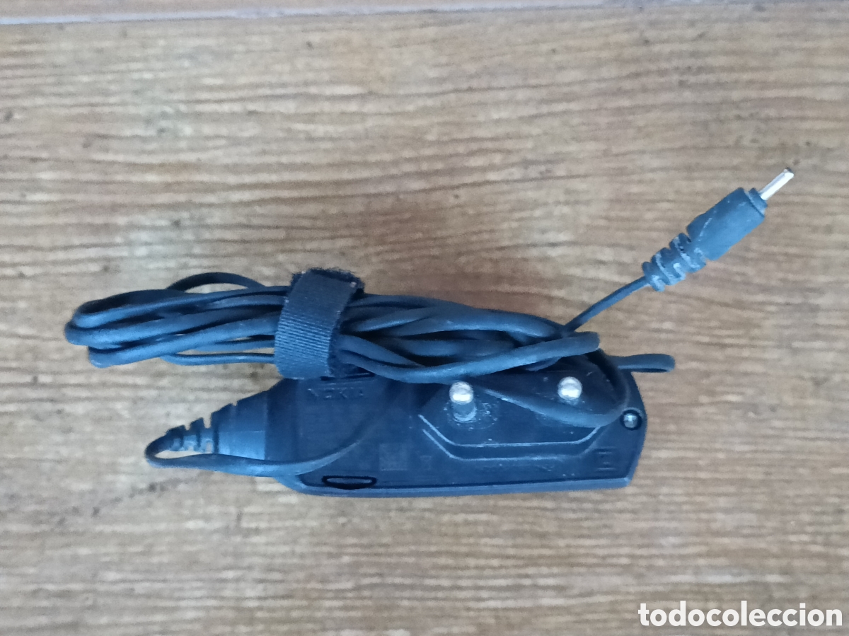 Segunda mano: Cargador Tel&eacute;fono M&oacute;vil Nokia - Foto 1
