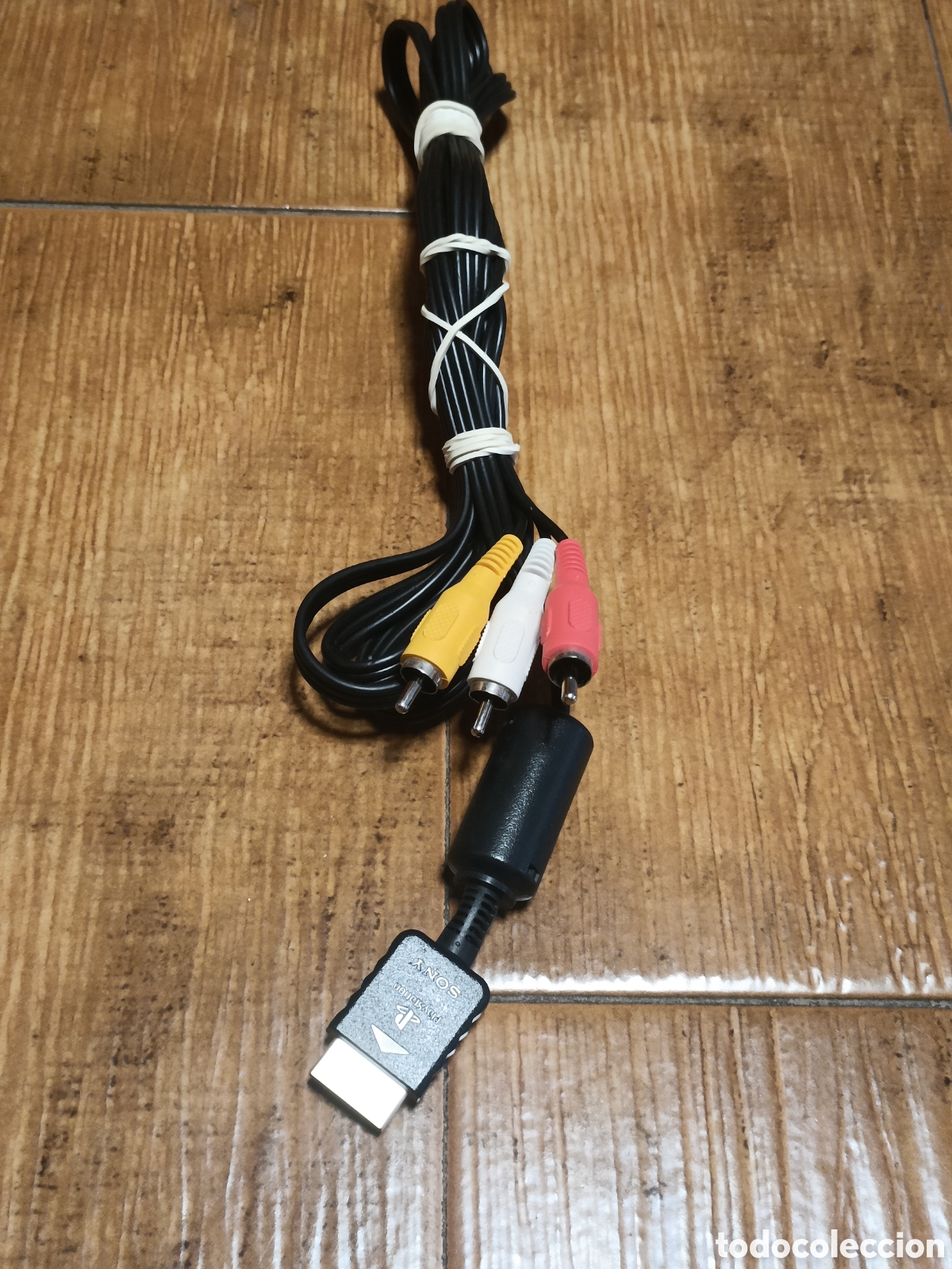 Segunda mano: Cable Play Station Sony -Audio/Video- AV RCA 2 MTS - Foto 2