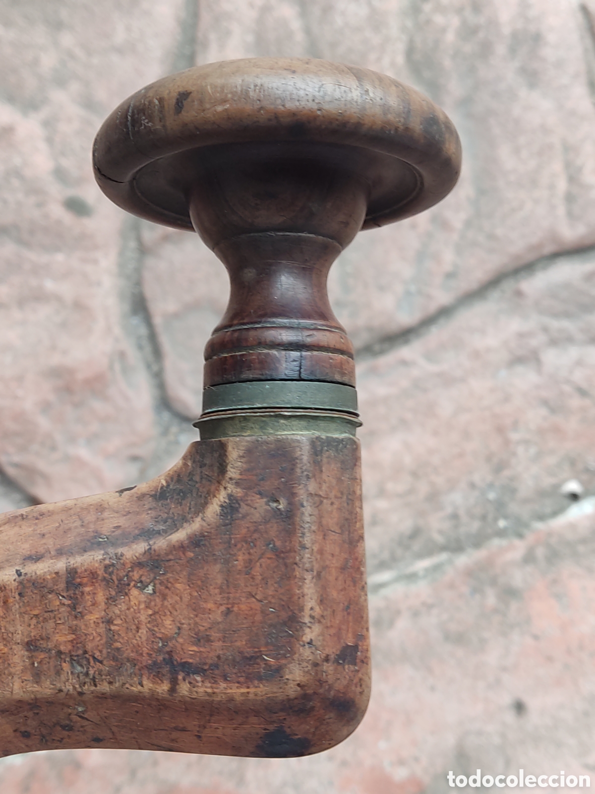 Segunda mano: Antiguo taladro de mano ( madera y bronce) - Foto 4