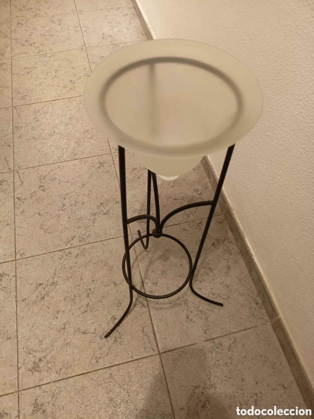 Segunda mano: Jarron cristall con soporte pie metal - Foto 4