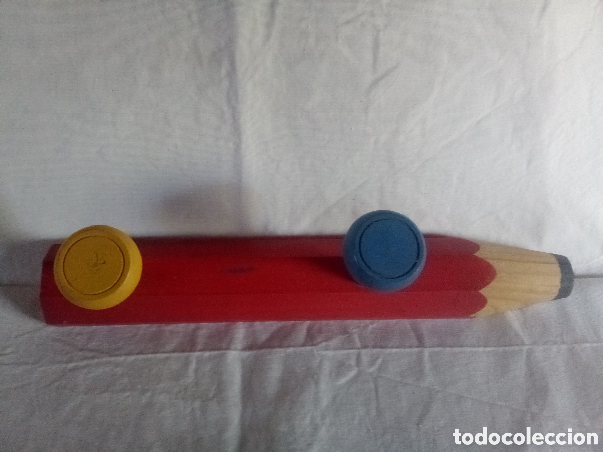 Segunda mano: PERCHA INFANTIL L&Aacute;PIZ ROJO - Foto 1