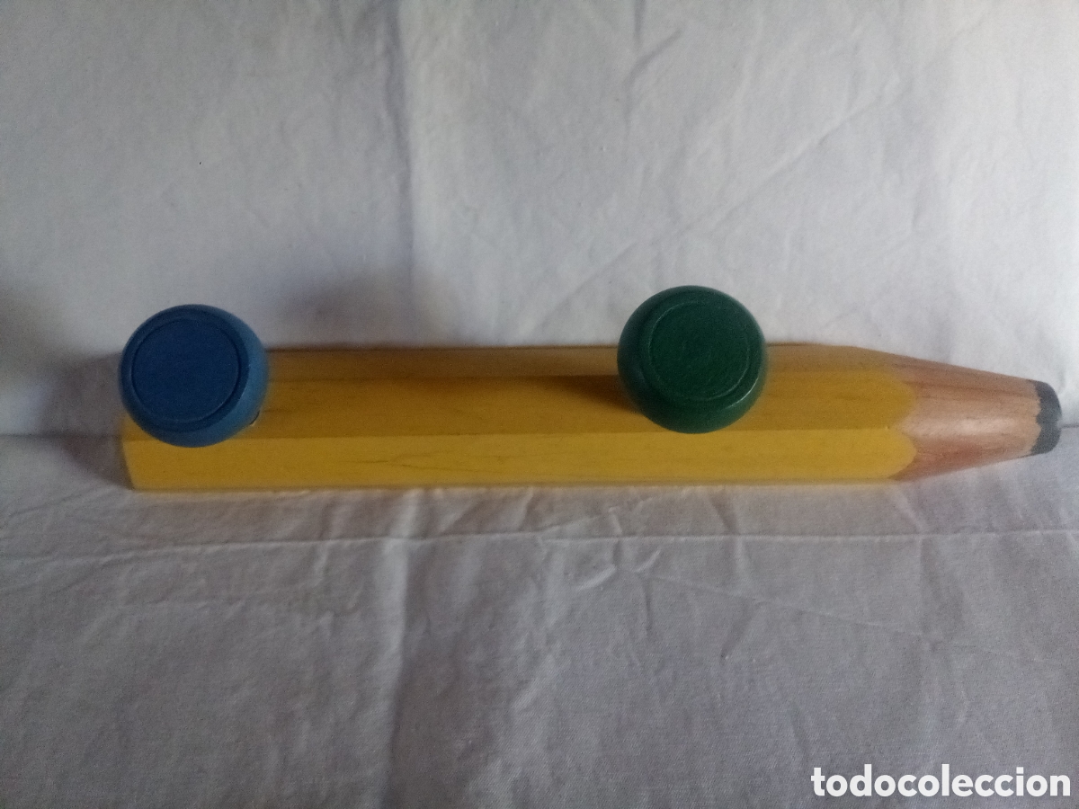 Segunda mano: PERCHA INFANTIL L&Aacute;PIZ AMARILLO - Foto 1
