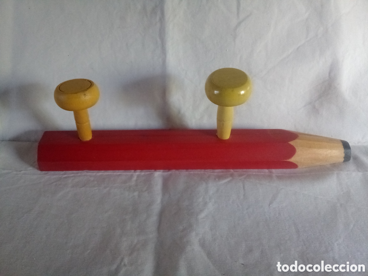 Segunda mano: PERCHA INFANTIL L&Aacute;PIZ ROJO - Foto 2