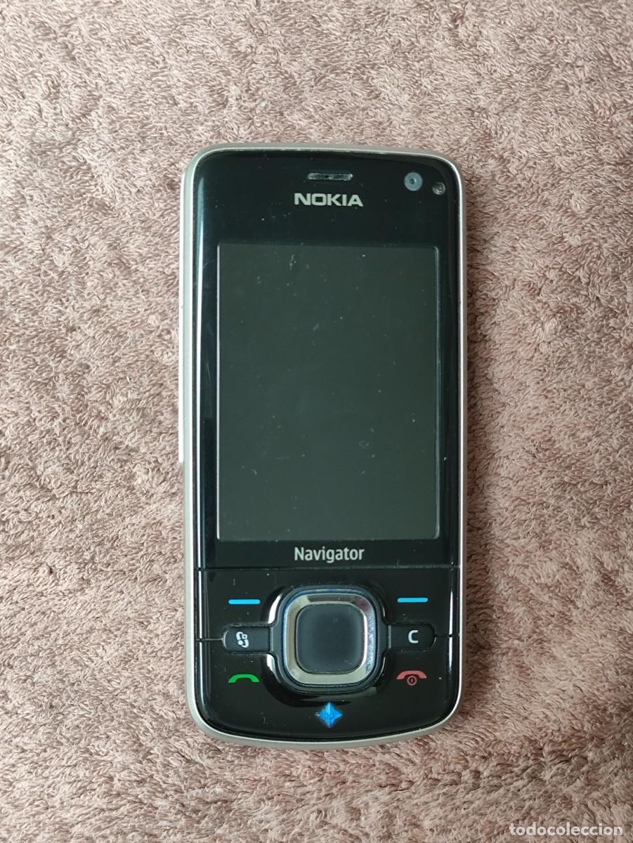 Segunda mano: Tel&eacute;fono movil Nokia 6210 Navigator - Foto 1
