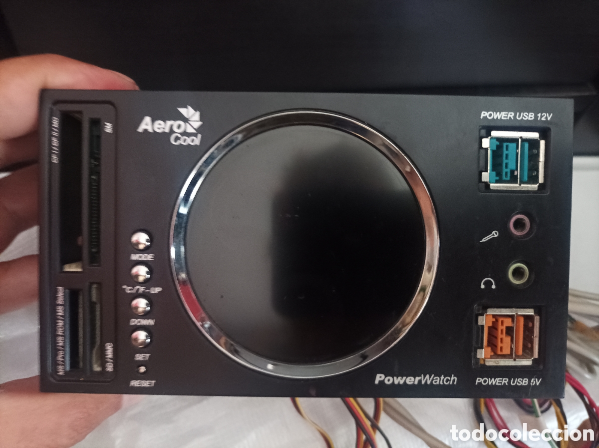 Segunda mano: Aero cool power watch componentes para pc- panel multifunci&oacute;n - Foto 8