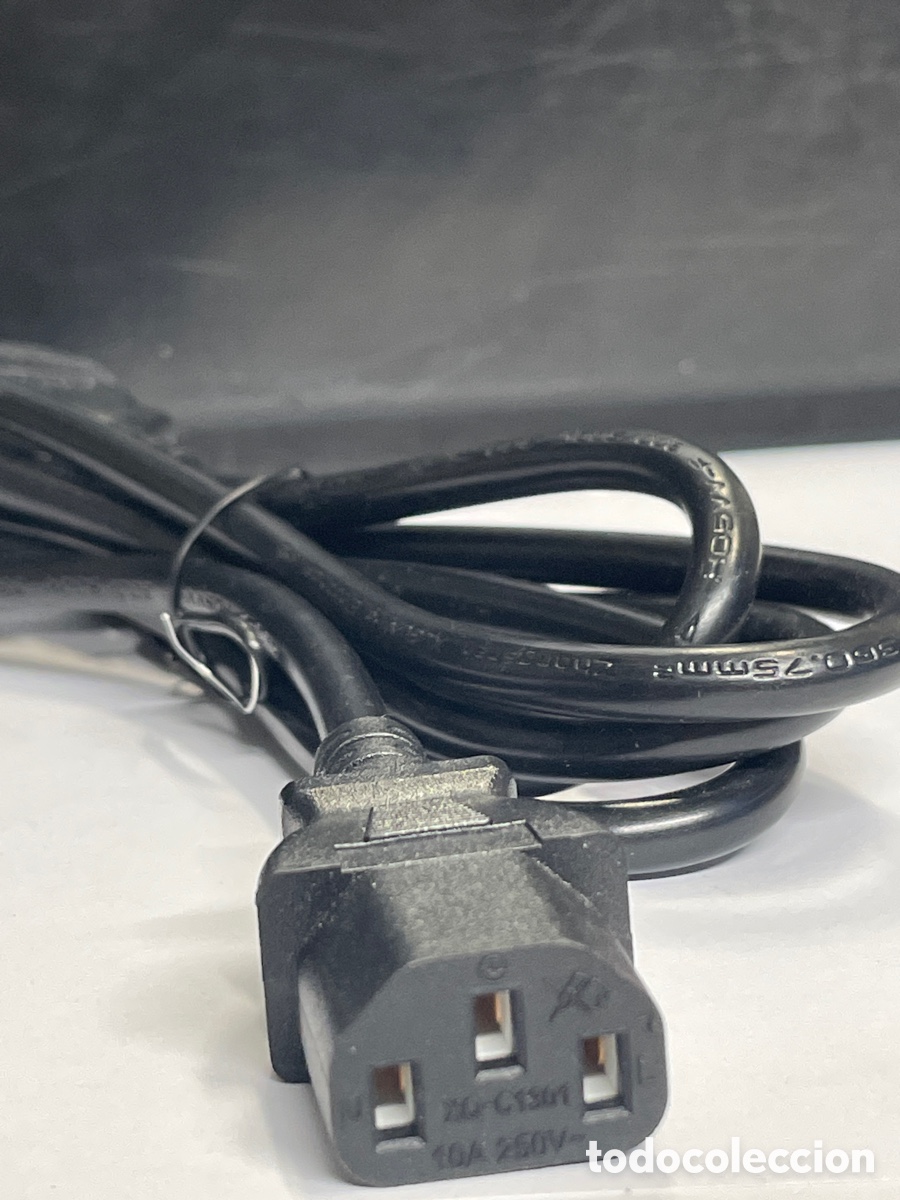 Segunda mano: Cable de extensi&oacute;n de alimentaci&oacute;n 10 amperios 250 voltios - Foto 4