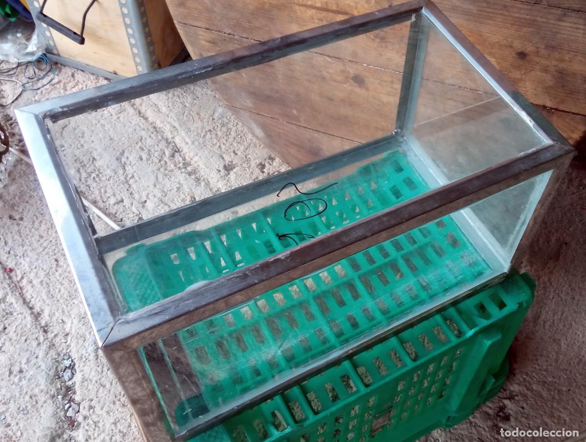 Segunda mano: Acuario 35 litros acero inoxidable - Foto 3