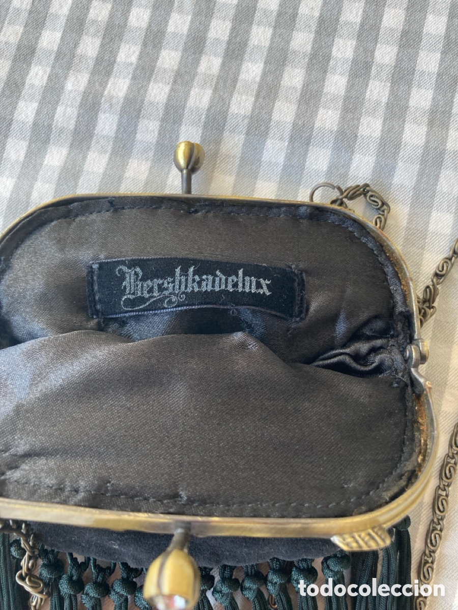 Segunda mano: Bolso de terciopelo negro de vestir - Foto 4
