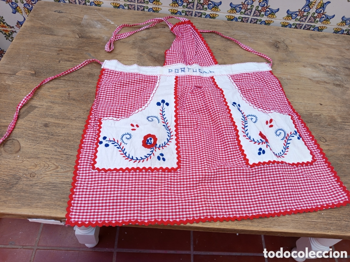 Segunda mano: Mandil de Portugal bordado - Foto 1