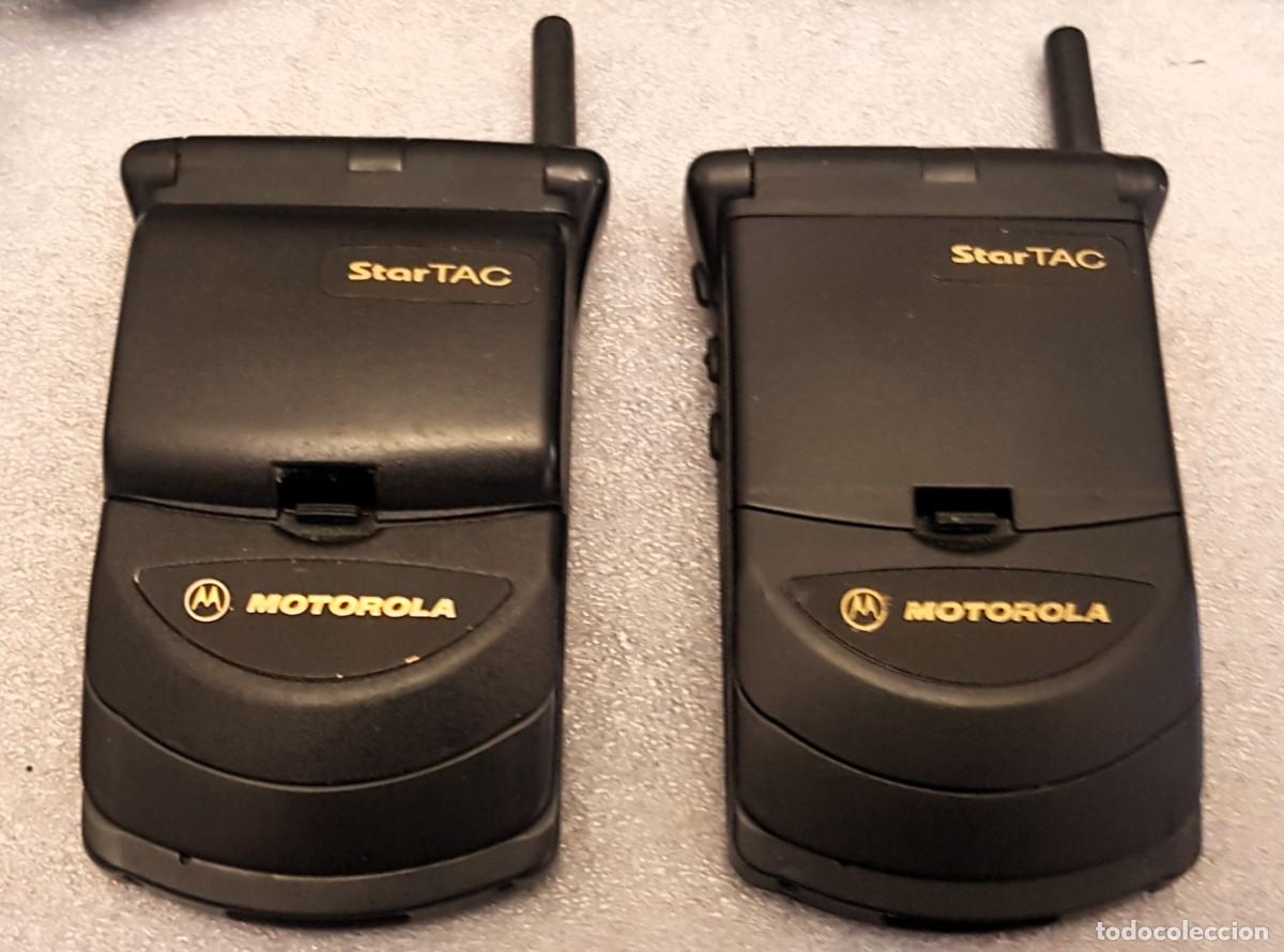 Segunda mano: 2 TEL&Eacute;FONOS MOTOROLA StarTAC PARA REPARAR - Foto 2