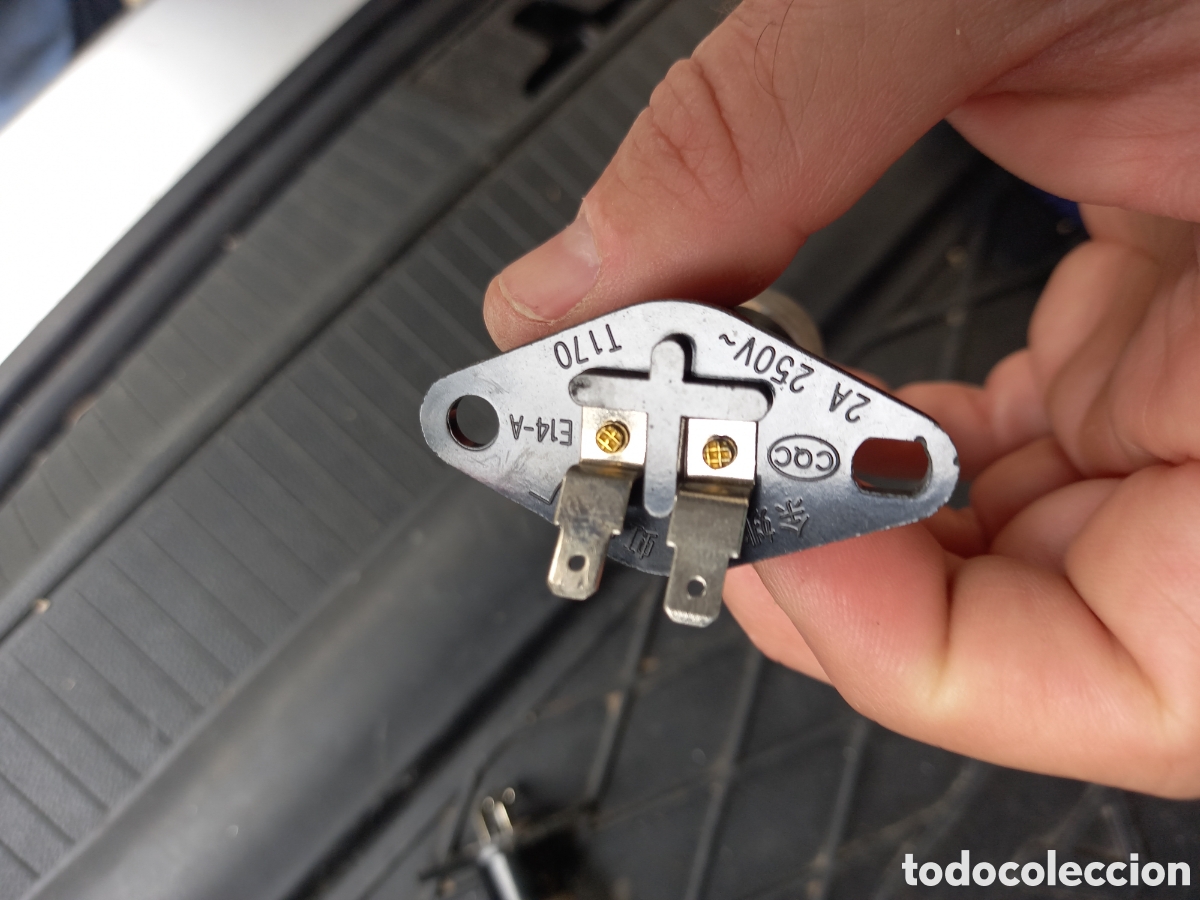 Segunda mano: Bombilla Microondas electrodom&eacute;sticos - Foto 2