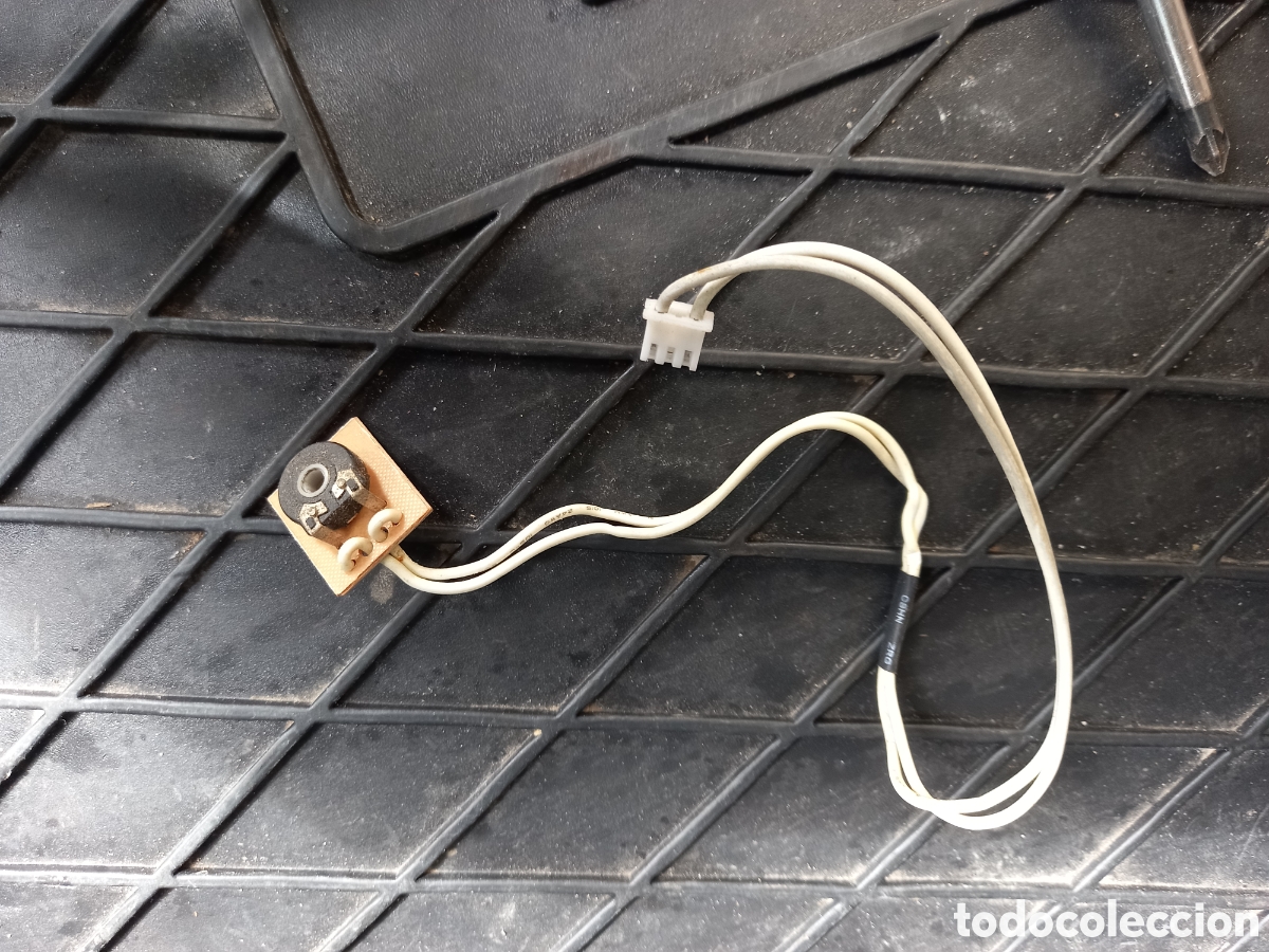 Segunda mano: Termostato interruptor o fusible termico microondas - Foto 1