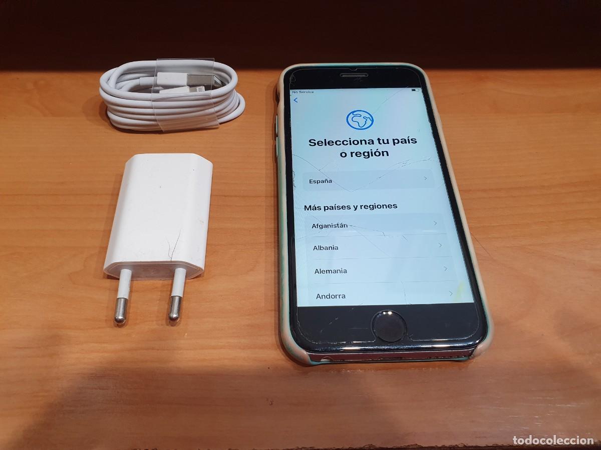 Segunda mano: Lote 2406. Tel&eacute;fono Apple, Iphone S, con cargador. Funciona - Foto 1