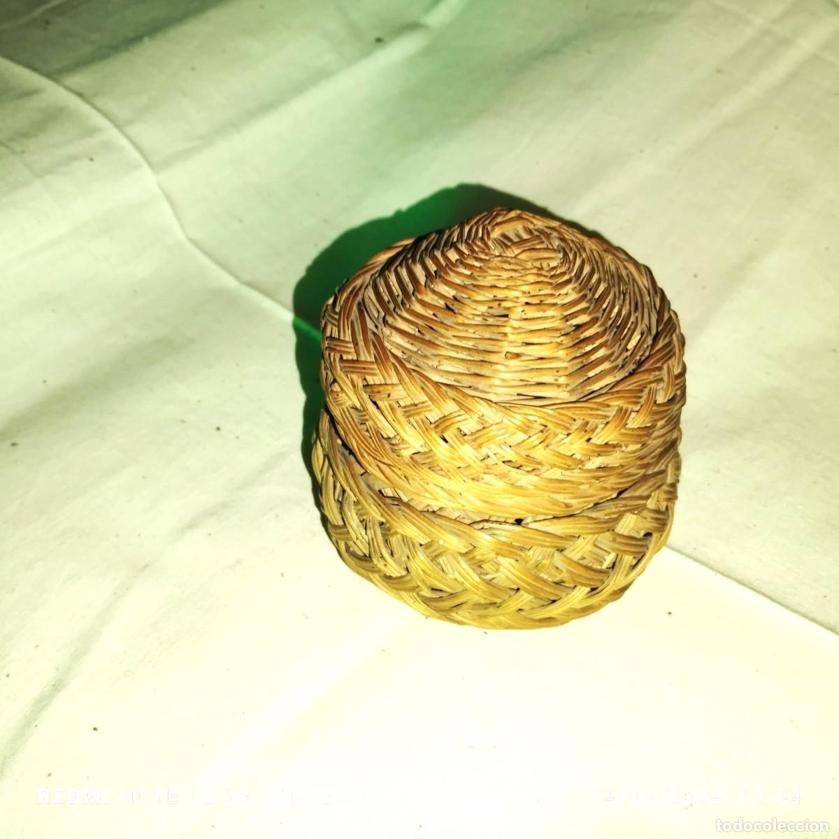 Segunda mano: CESTA PEQUE&Ntilde;A DE MIMBRE - Foto 1