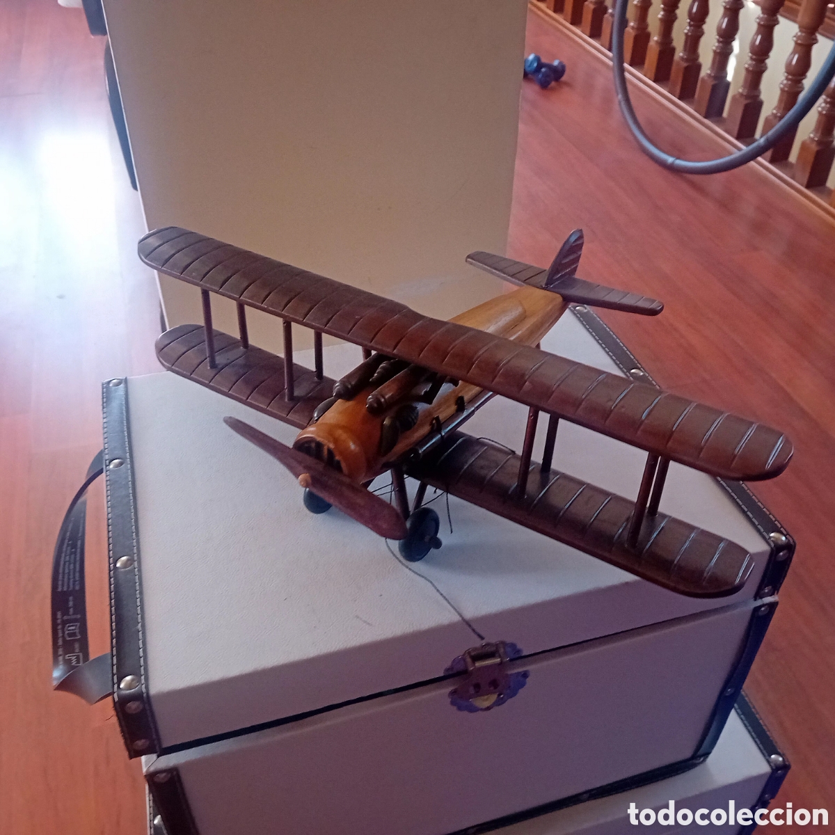 Segunda mano: Preciosa avioneta de madera - Foto 1