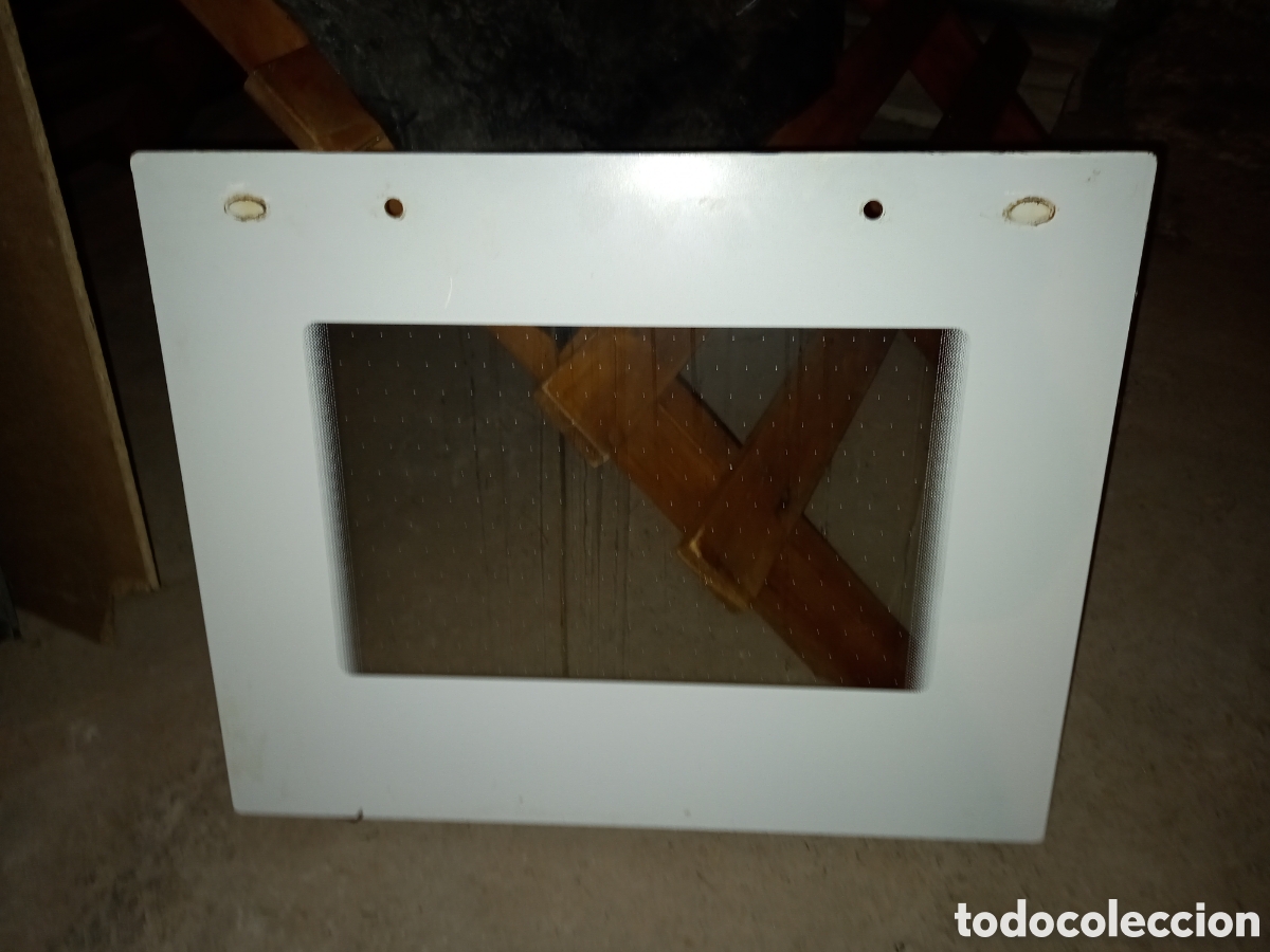 Segunda mano: Cristal templado 59x47 - Foto 1